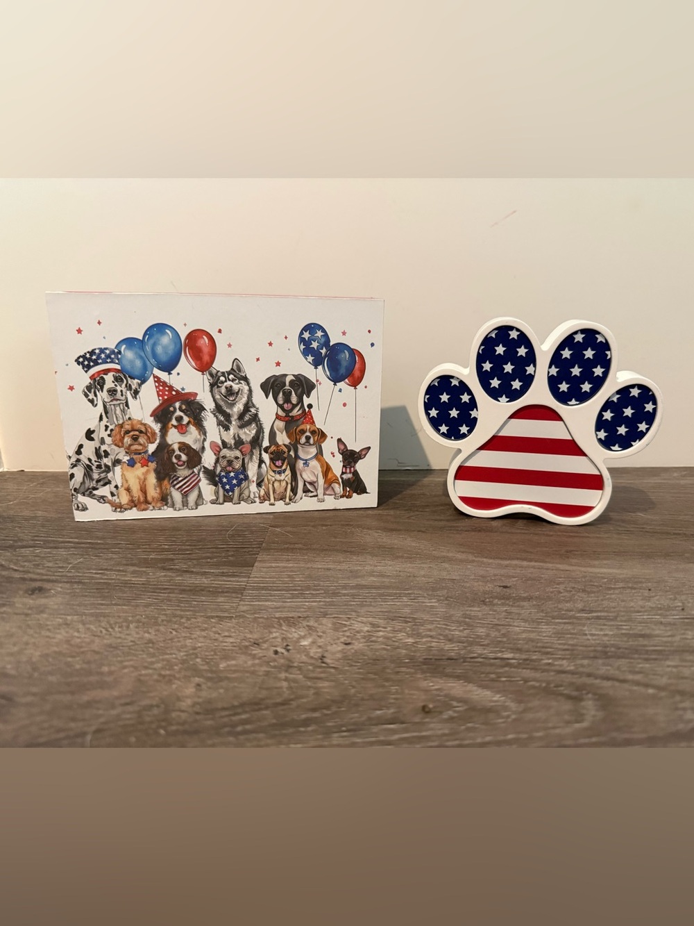 Adorable Patriotic Paw & Dog Art Decor- Set of 2- NWT